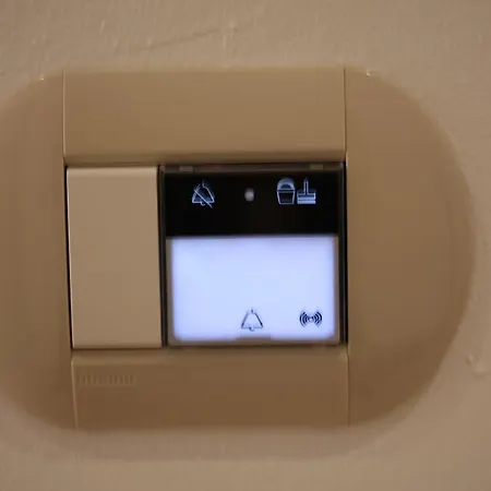 Venere 2* נגראר